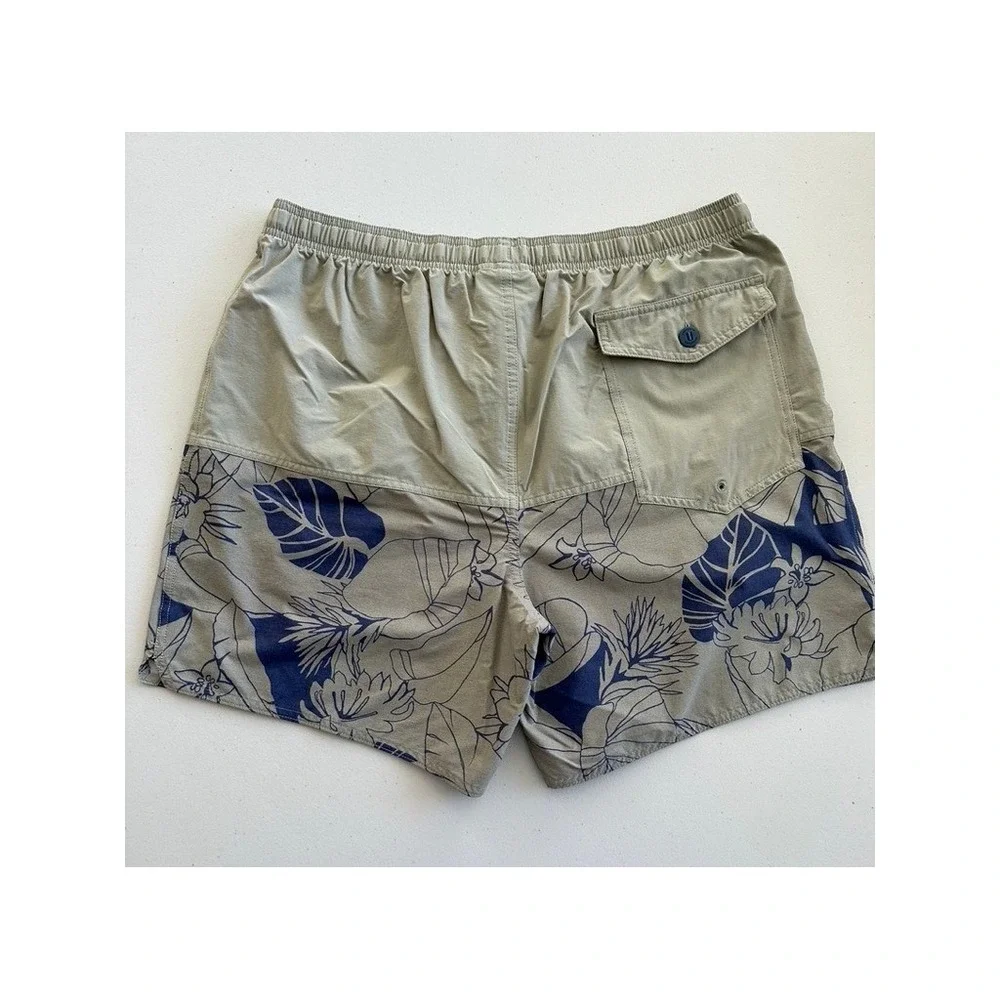 Patagonia Shorts XL 6 Inch Tan Floral Unlined Wavefarer Volley Hike Surf